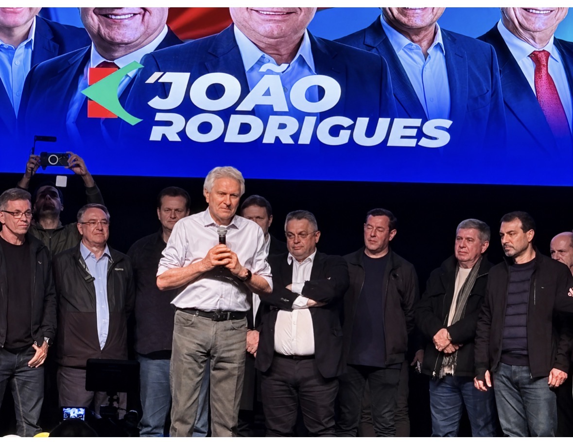 Lages: João Rodrigues foi o maior destaque do evento de lideranças promovido pelo ex-governador Raimundo Colombo
